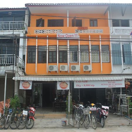 Orange Backpacker Hostel Vientiane Exterior foto