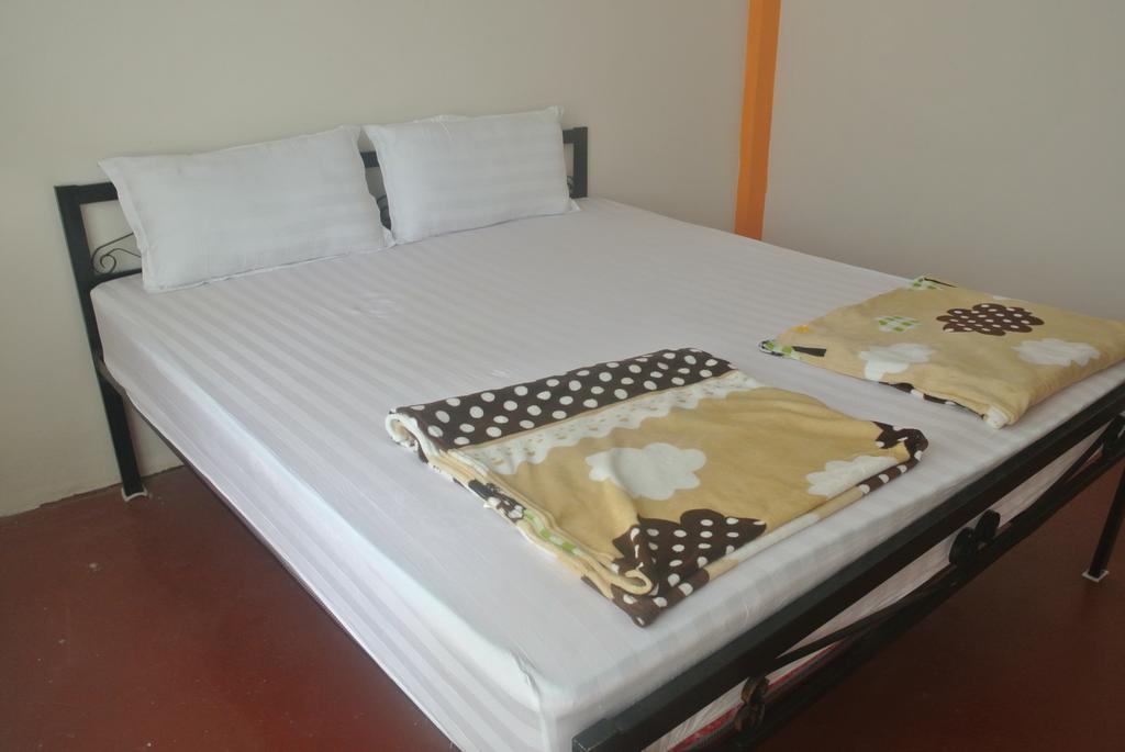 Orange Backpacker Hostel Vientiane Quarto foto