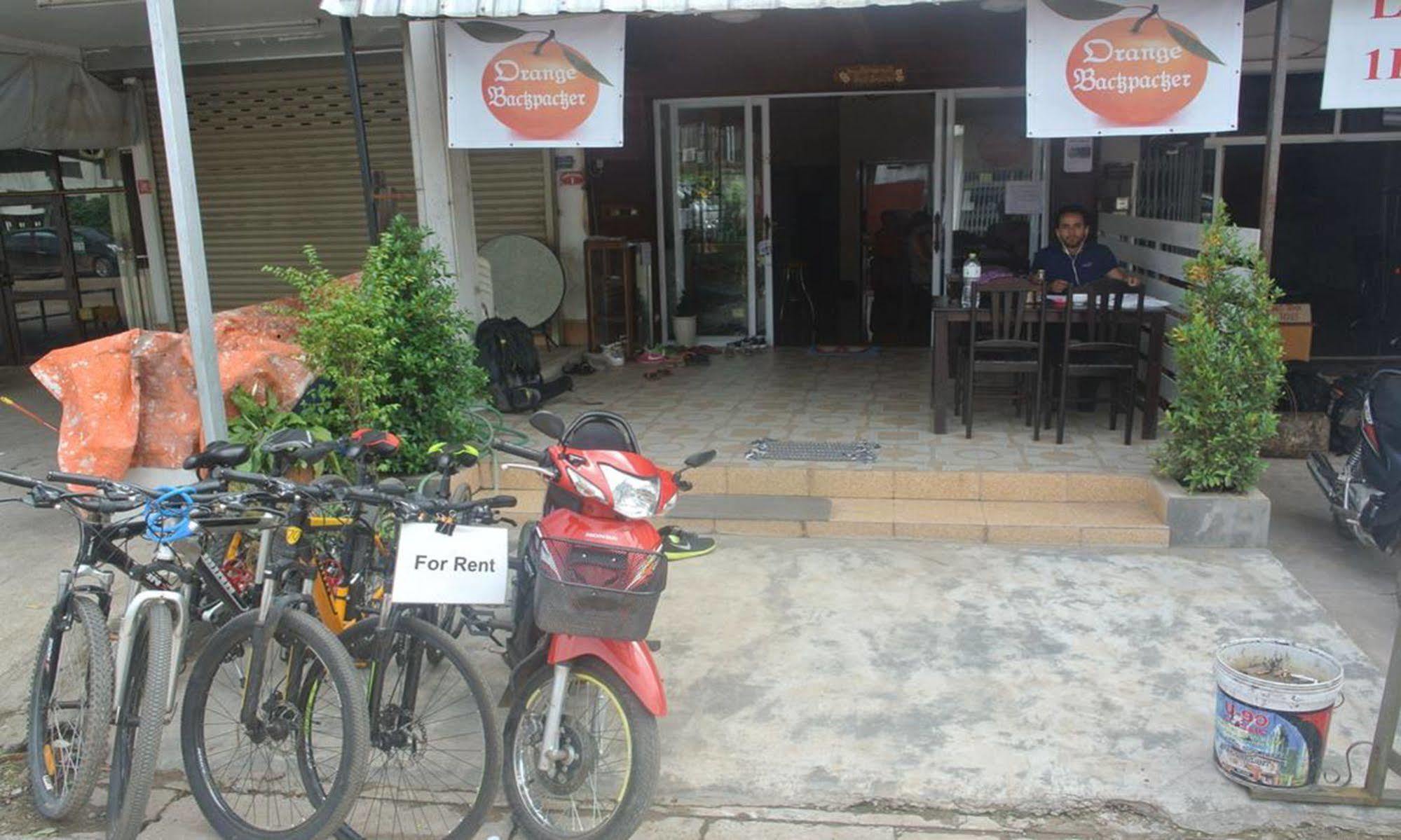 Orange Backpacker Hostel Vientiane Exterior foto